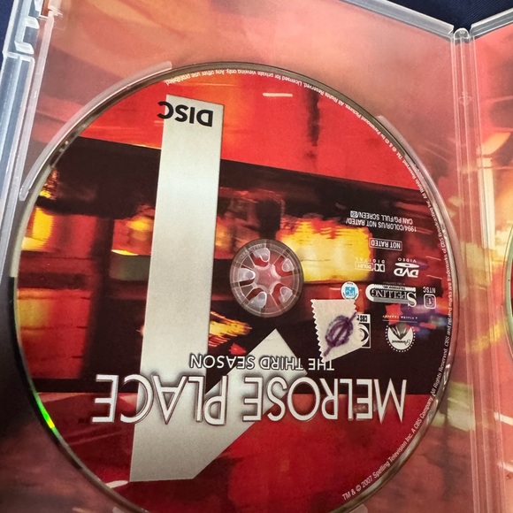 Melrose Place Season Three (2 Discs) EUC - Picture 2 of 9